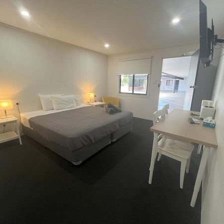 Abajaz Motel-Central-King Bed-Shaded Parking Longreach Exteriér fotografie