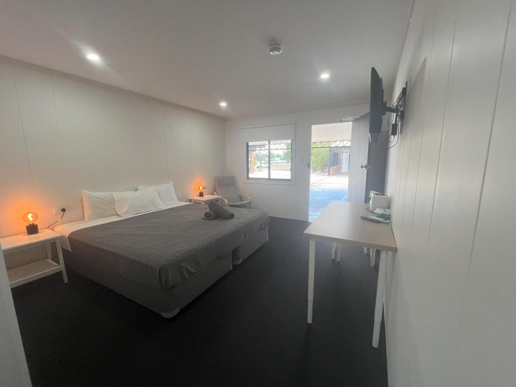 Abajaz Motel-Central-King Bed-Shaded Parking Longreach Exteriér fotografie