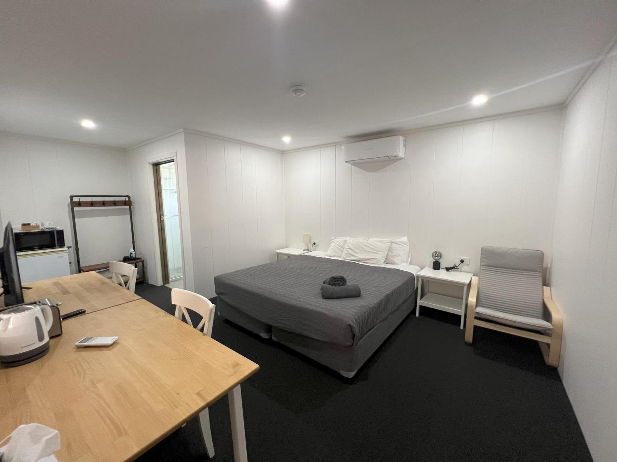 Abajaz Motel-Central-King Bed-Shaded Parking Longreach Exteriér fotografie