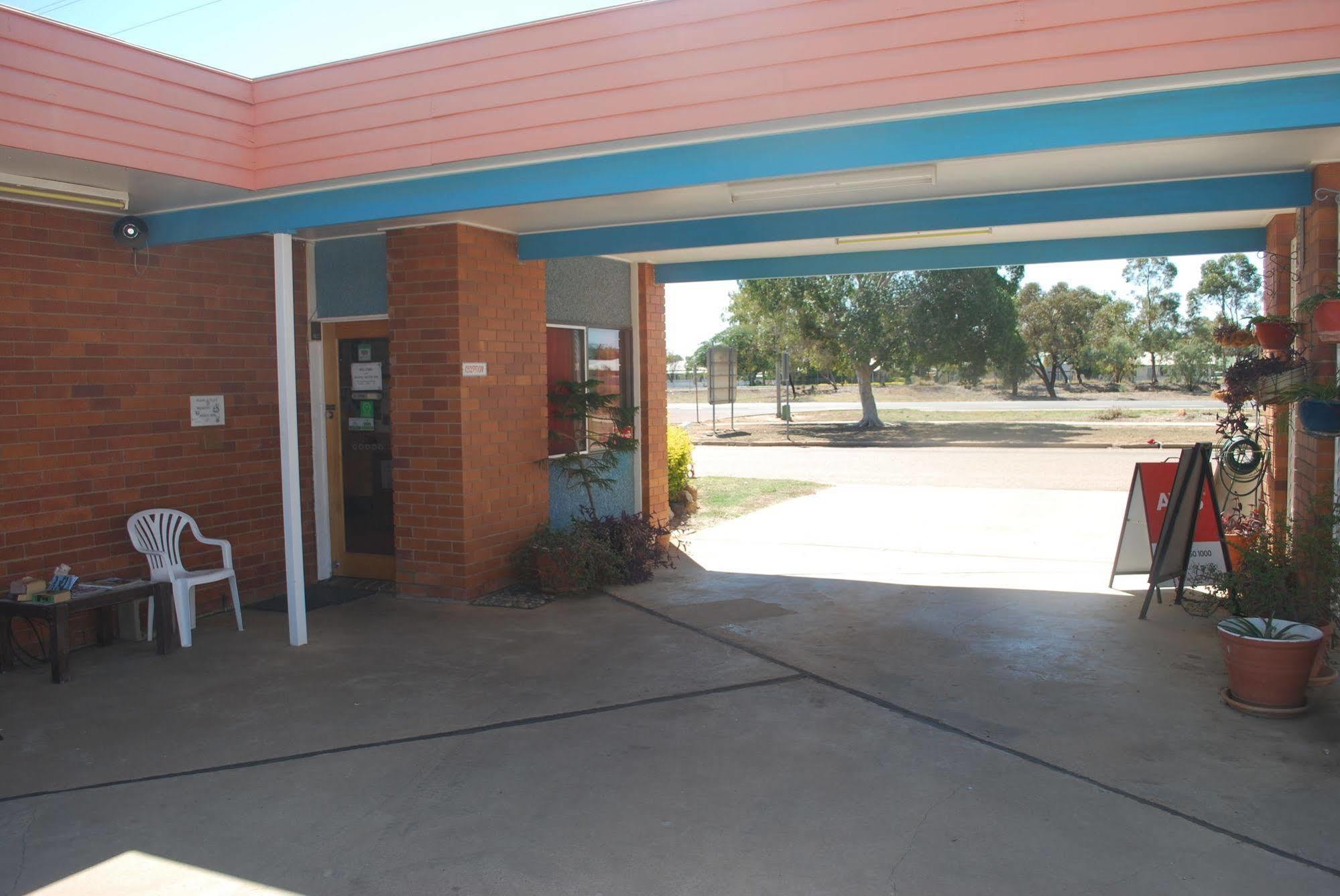 Abajaz Motel-Central-King Bed-Shaded Parking Longreach Exteriér fotografie